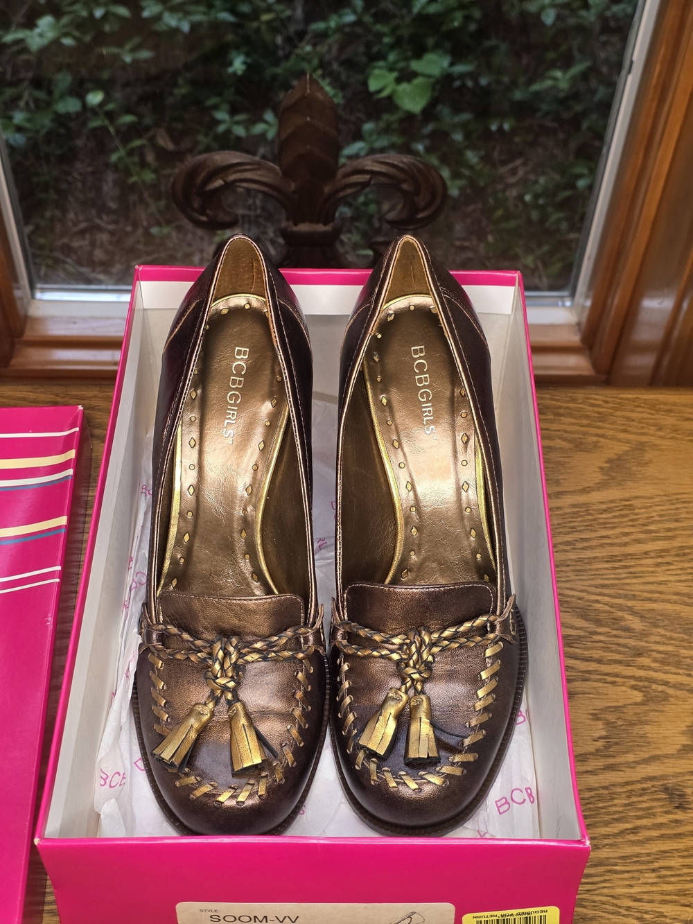 BCBGeneration Bronze Brown Leather Loafers, Vintage New Old Stock. Sz 9